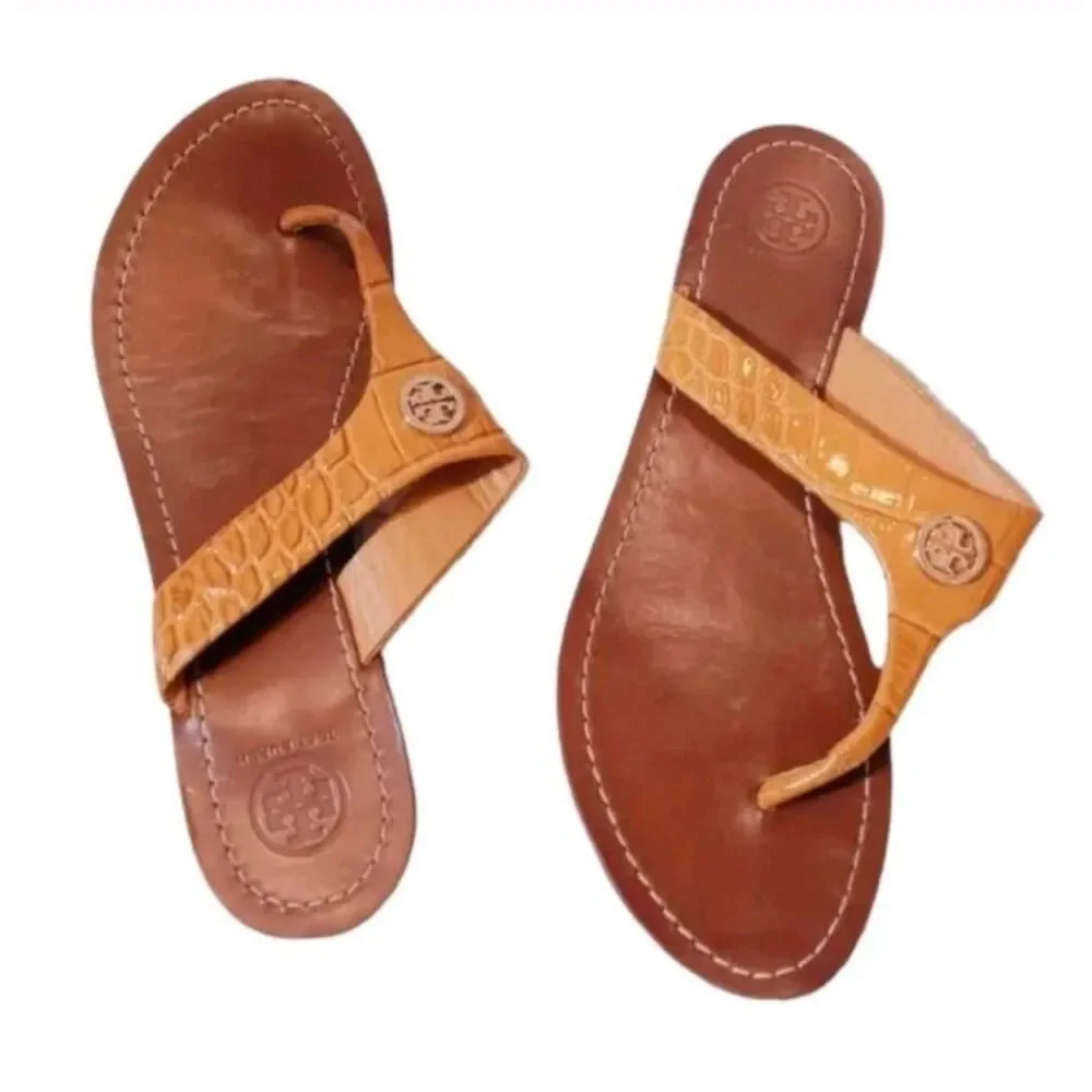 Tory Burch Patten Textured Leather Thora Flat T-Strap Thong Sandals‎